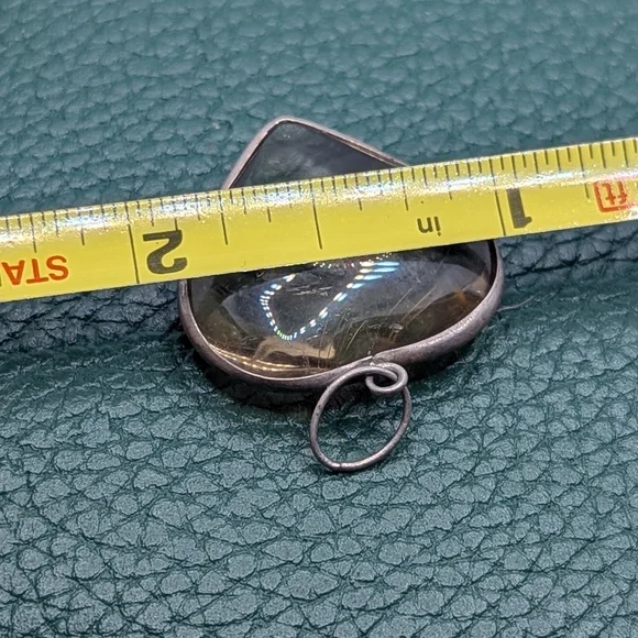 ✨ Heart-Shaped Rutilated Quartz Pendant ✨ - Picture 7 of 7